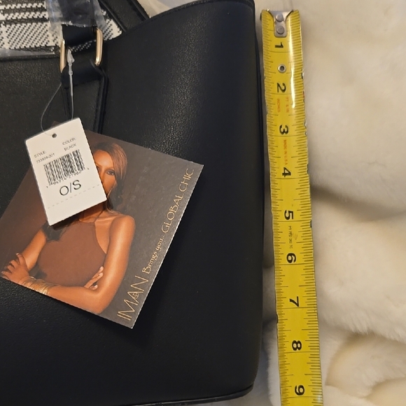 IMAN Black and Gold Shoulder Bag - Picture 3 of 7